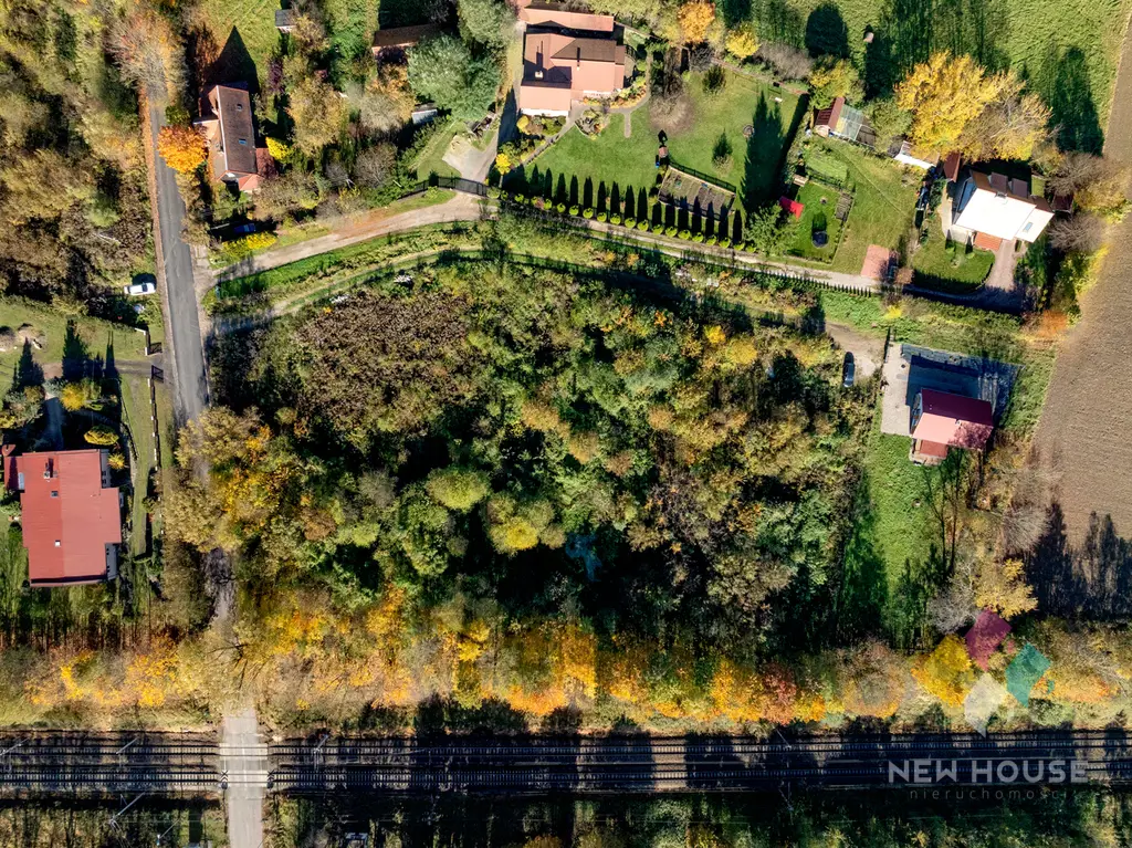 Działki z warunkami zab. pod 3 budynki mieszkalne