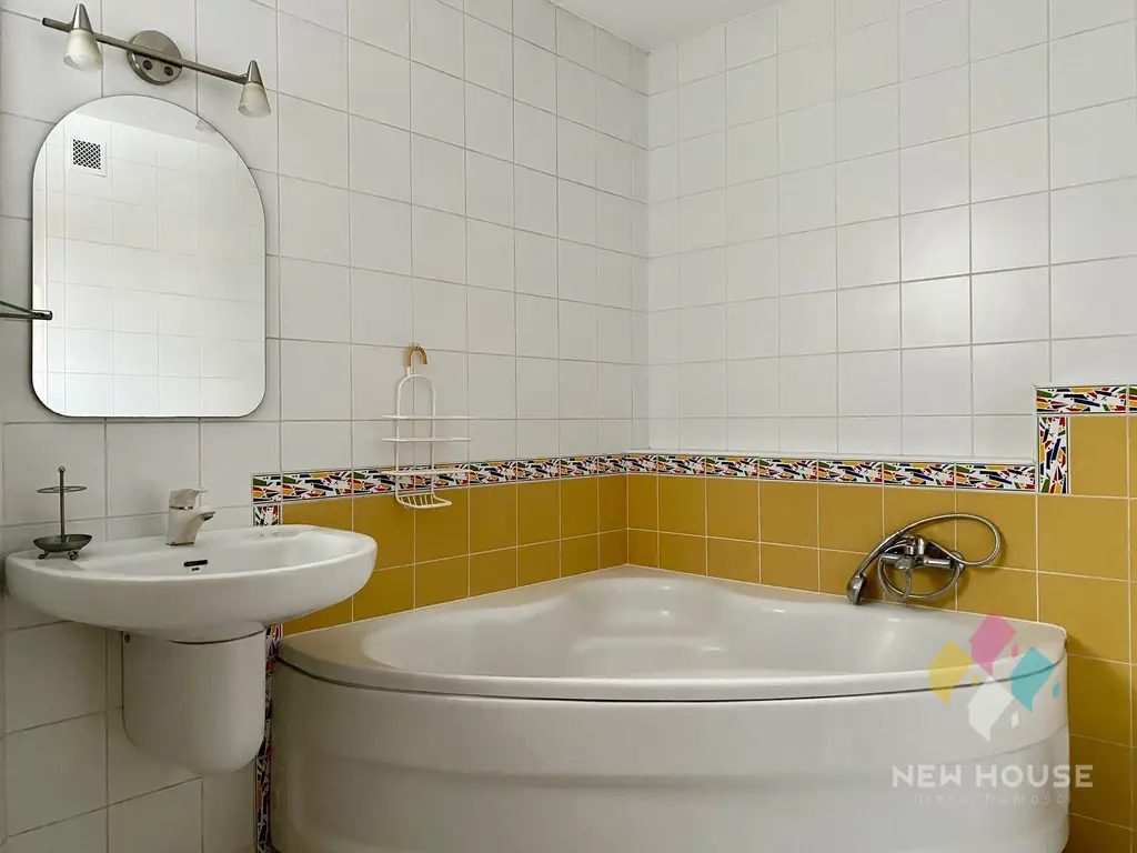 Śródmieście, przestronne mieszkanie 89m2, 2balkony