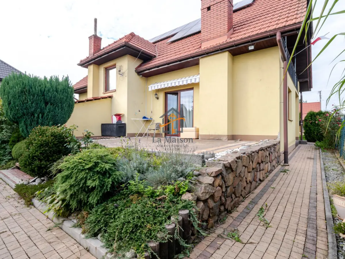 Dom wolnostojący w Rącznej – idealny dla rodziny.