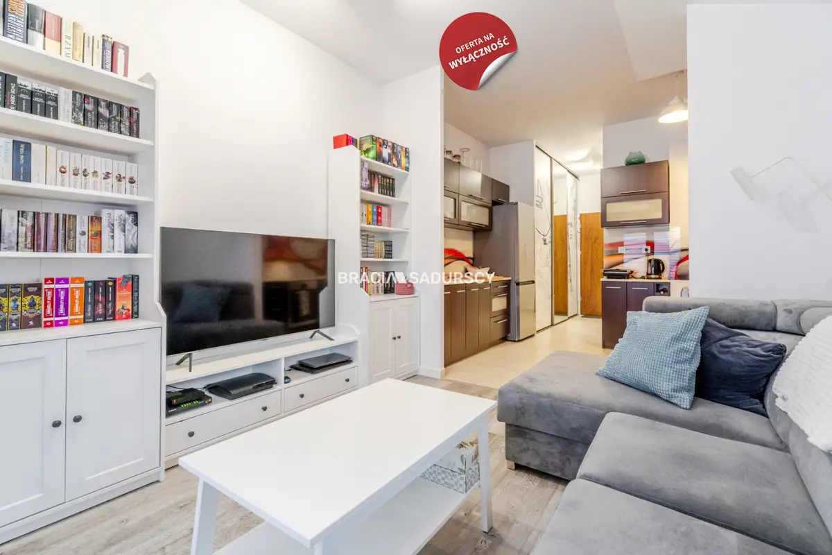 Przestronne i dobrze doświetlone / klimatyzacja