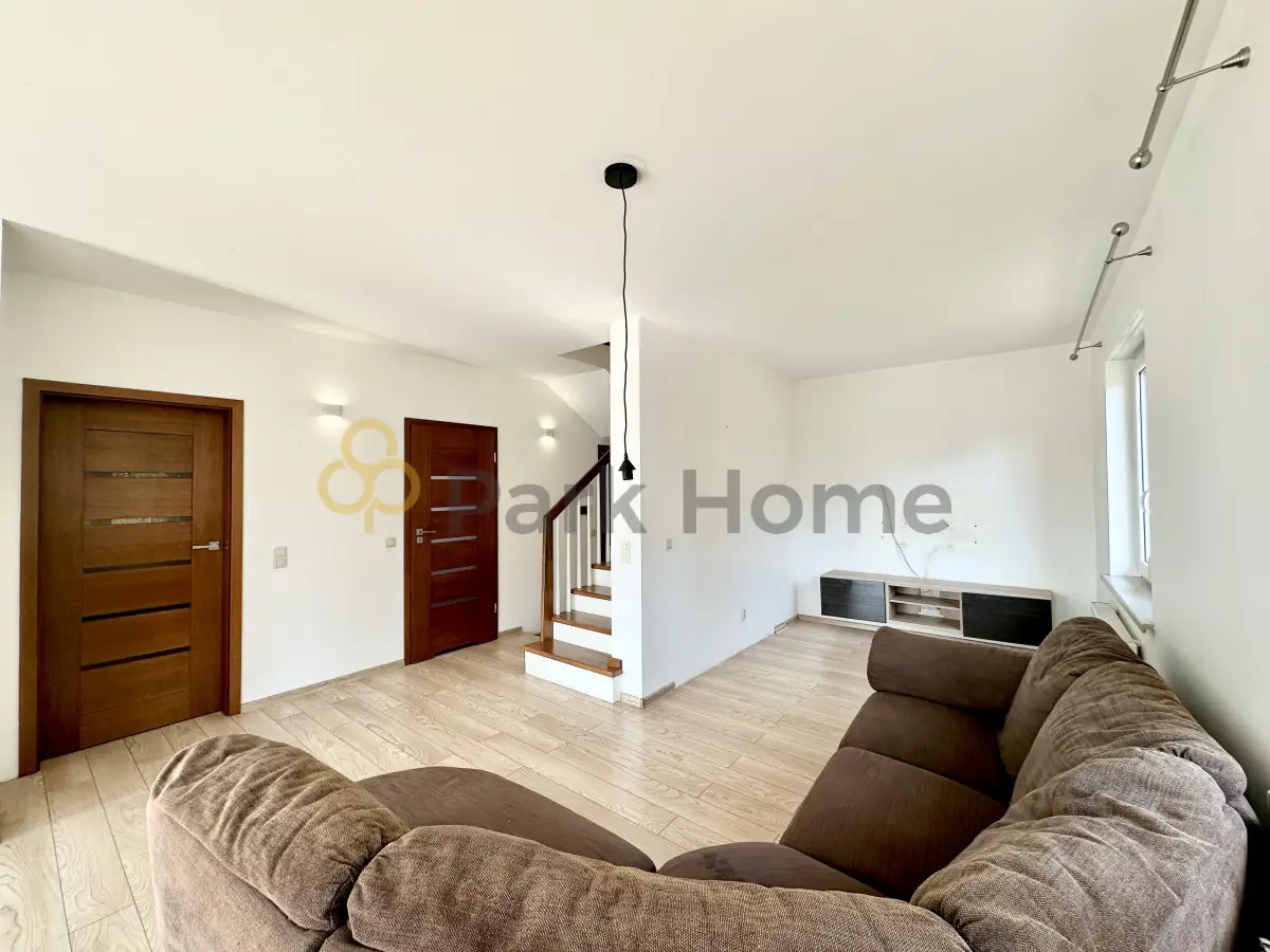 Dom, 5 pokoi 170 m² na sprzedaż - Obrzycko