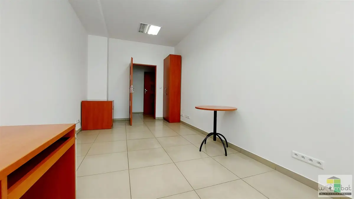 Do wynajęcia funkcjonalny lokal biurowy