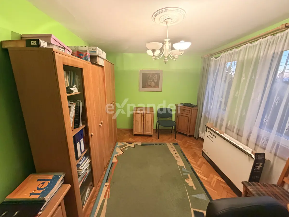 Dom na Bielanach- Garaż- 5 pokoi