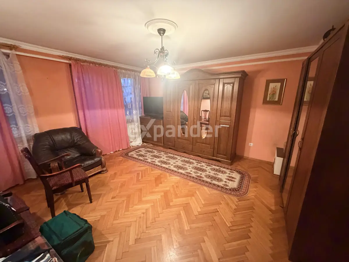 Dom na Bielanach- Garaż- 5 pokoi