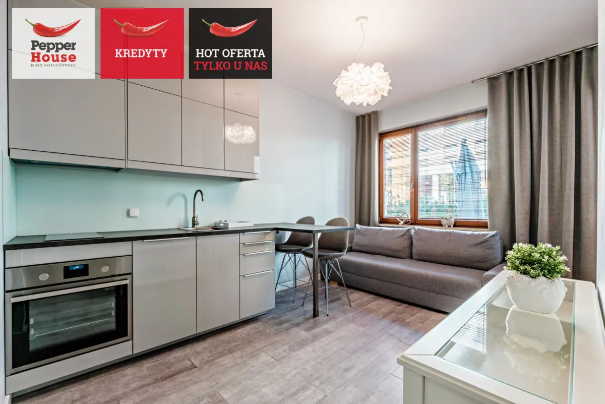 kawalerka na Garnizonie z ogródkiem i halą garażow