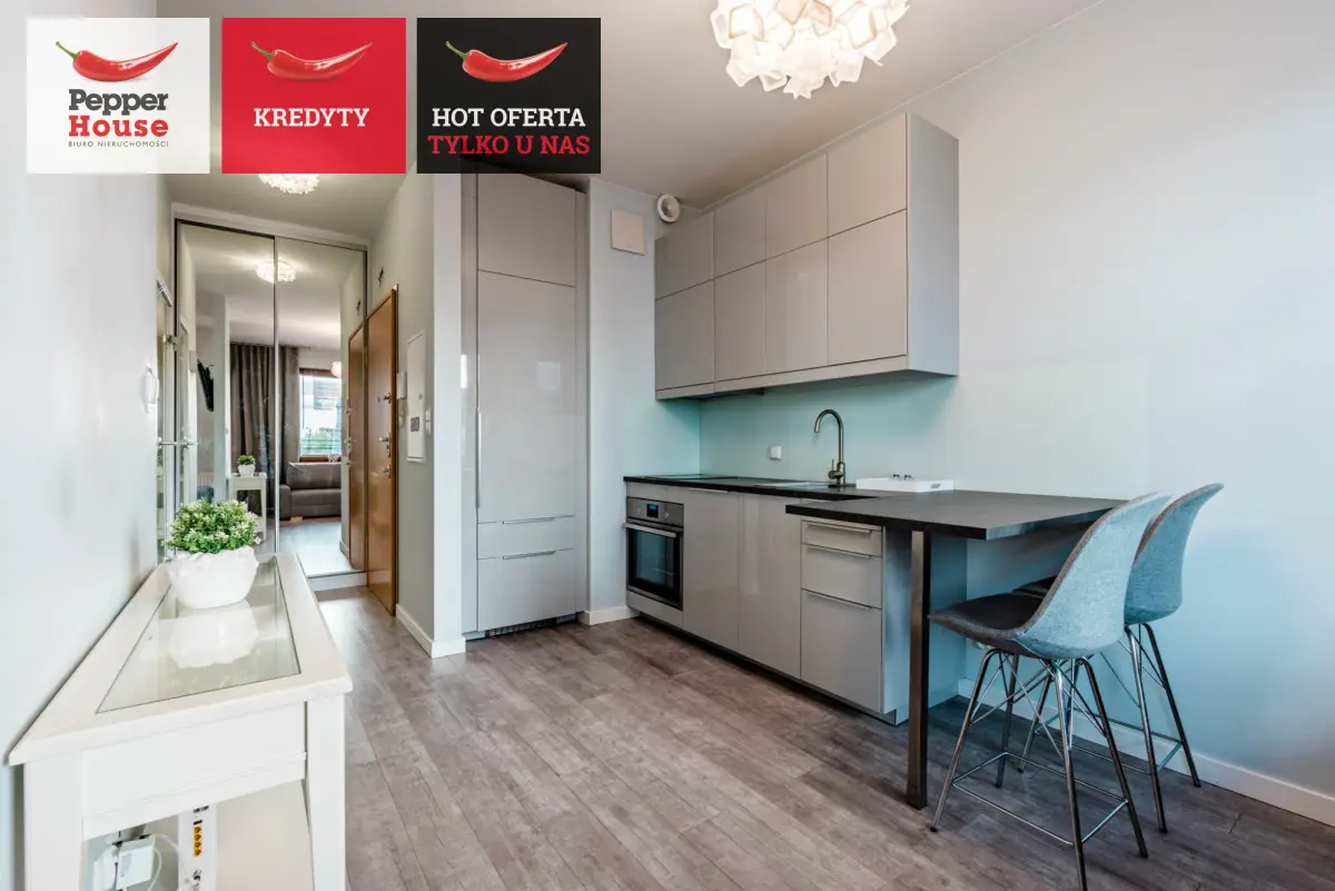 kawalerka na Garnizonie z ogródkiem i halą garażow