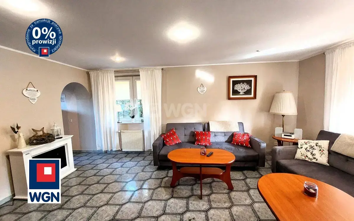 Na sprzedaż duży jednorodzinny dom 328 m kw. 10 pokoi Budzistowo k. Kołobrzegu