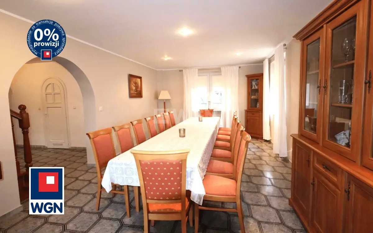 Na sprzedaż duży jednorodzinny dom 328 m kw. 10 pokoi Budzistowo k. Kołobrzegu