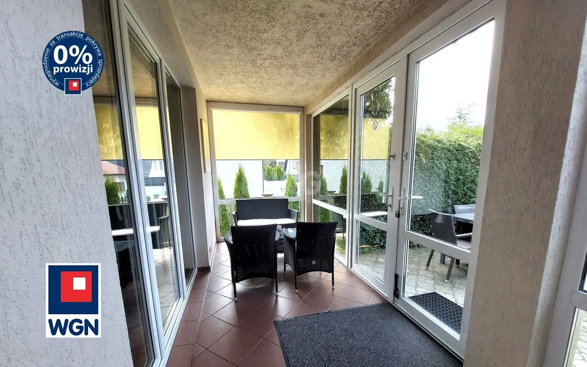 Na sprzedaż duży jednorodzinny dom 328 m kw. 10 pokoi Budzistowo k. Kołobrzegu